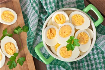 البيض المسلوق من أهم الأطعمة لوجبة الفطور... إليكم السبب وراء ذلك! 